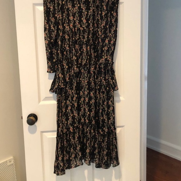 SOLD Floral Dress - Picture 3 of 5